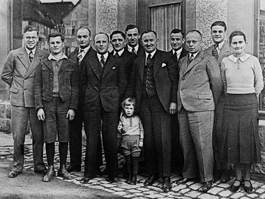 Adolf Häfele and staff in front of the Häfele hardware store in Nagold